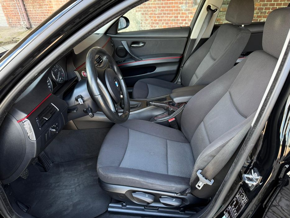 BMW Seria 3 E90 320 Benzyna 170 KM
