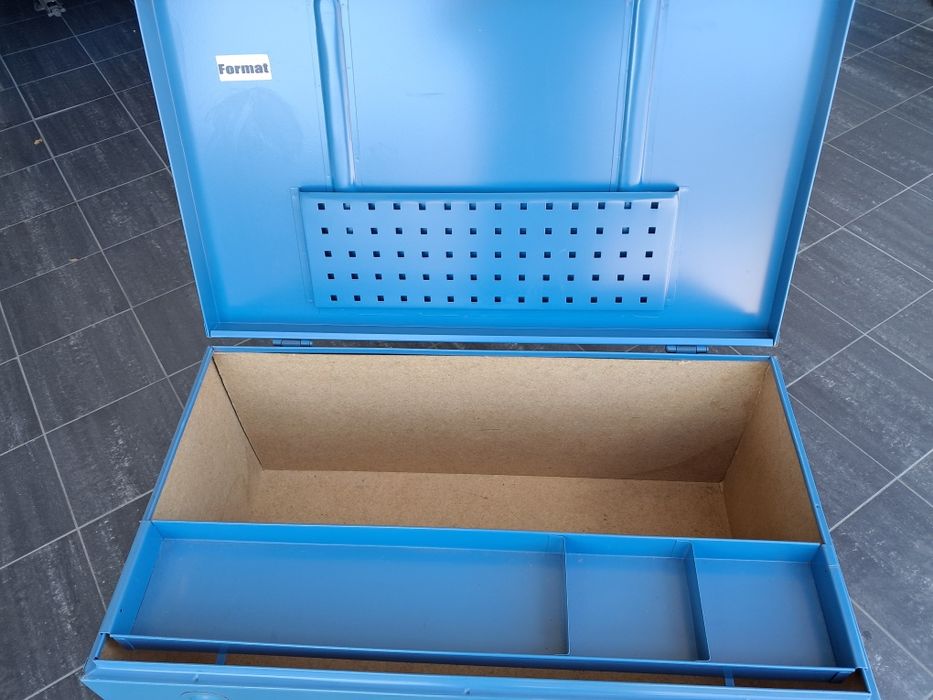 Caixa em ferro forte