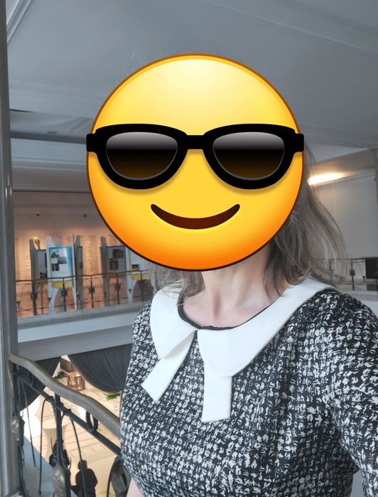 Sukienka Simple 34 elegancka klasyk