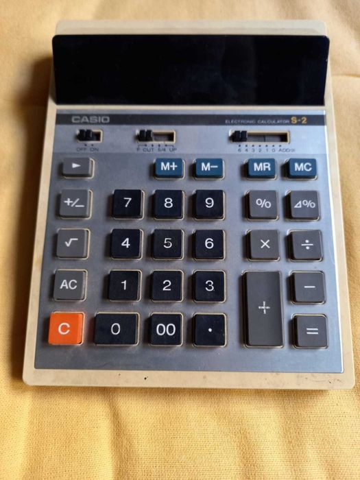 Máquinas registadoras/ calculadora antigas