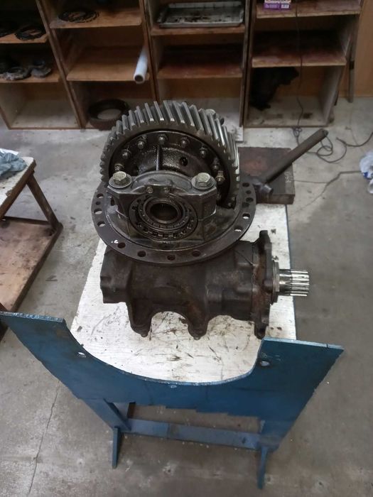 Ремонт редукторів, коробок, двигунів КАМАЗ