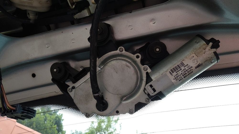 Motor limpa vidros traseiro Audi A4 (8D2, B5).