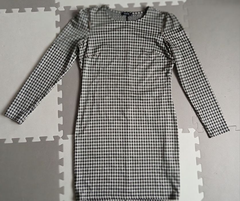 Sukienka  z sweterkiem