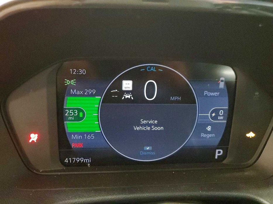2023 Chevrolet Bolt EUV PREMIER в дорозі