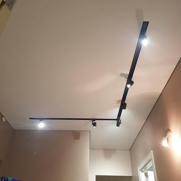 Натяжні стелі 250 м2