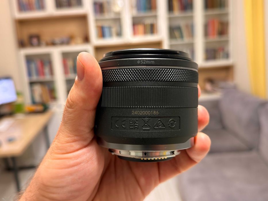 Обʼєктив Canon RF 24mm f/1.8 Macro IS STM — ширококутник зі стабілізатором