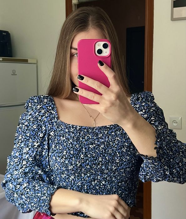 Блуза в стані нової