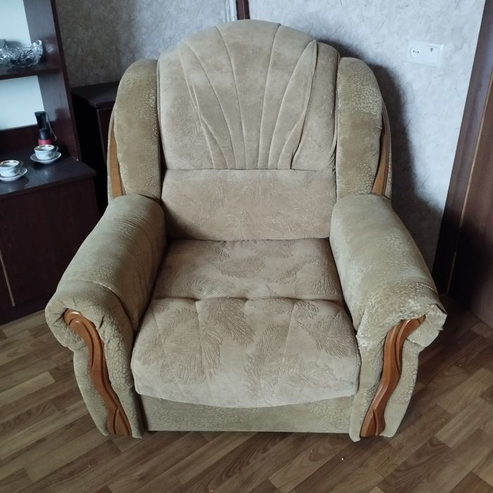 Продам раскладное кресло