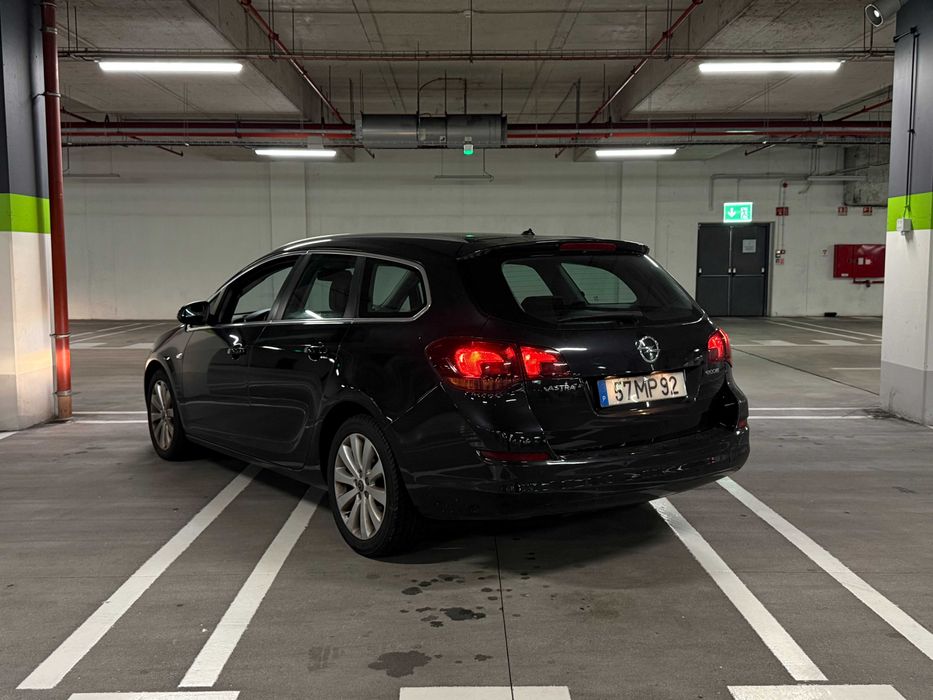 Opel Astra ST CDTI 2012