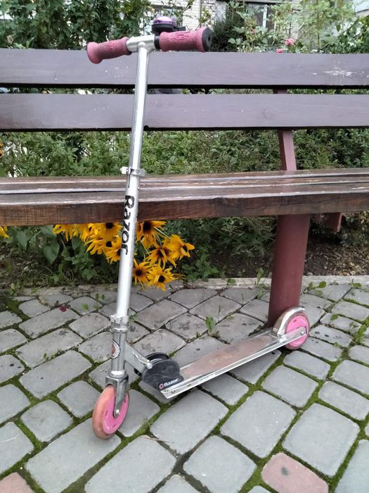 Самокат детский Razzor A125