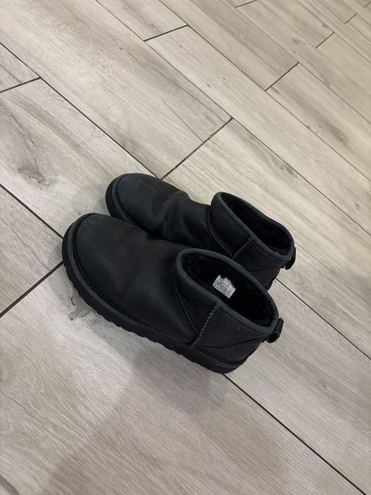 Угги для хлопчика, чорні