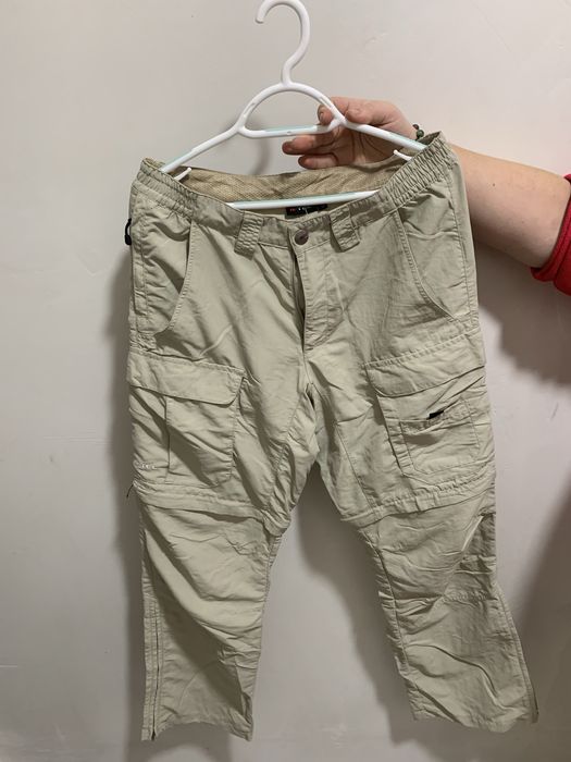 чоловічі аутдор штани-карго Schoffel бежевого кольору.