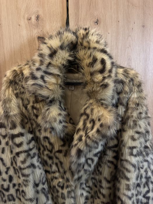 Розпродаж леопардового верхнього одягу