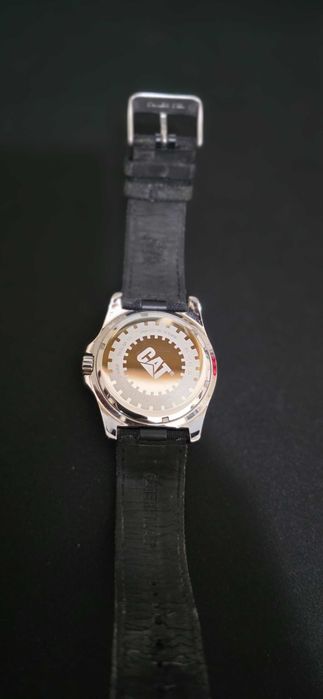1 relogio caterpillar