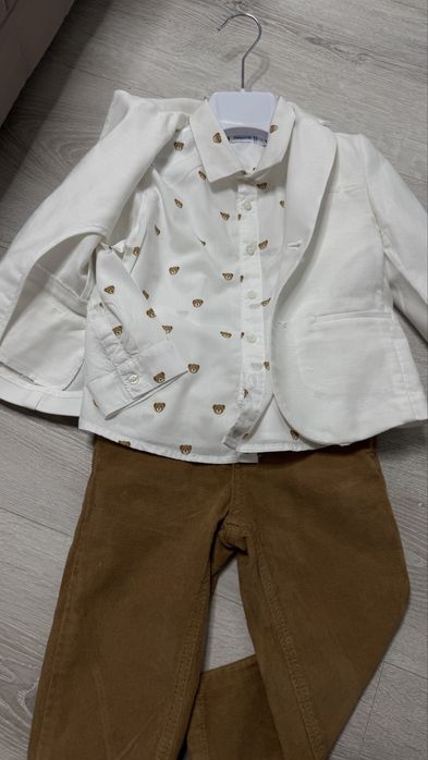 Піджак, сорочка,штани, черевички для хлопчика фірми Mayoral