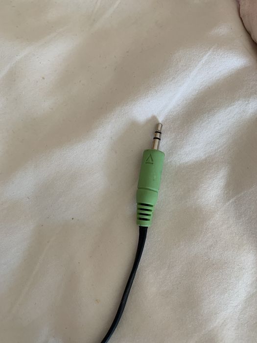 colunas se som pretas