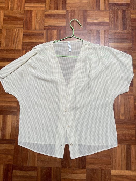 Várias     blusas