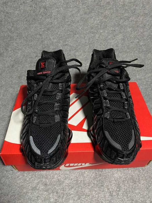 Nike Shox TL Czarny r.40