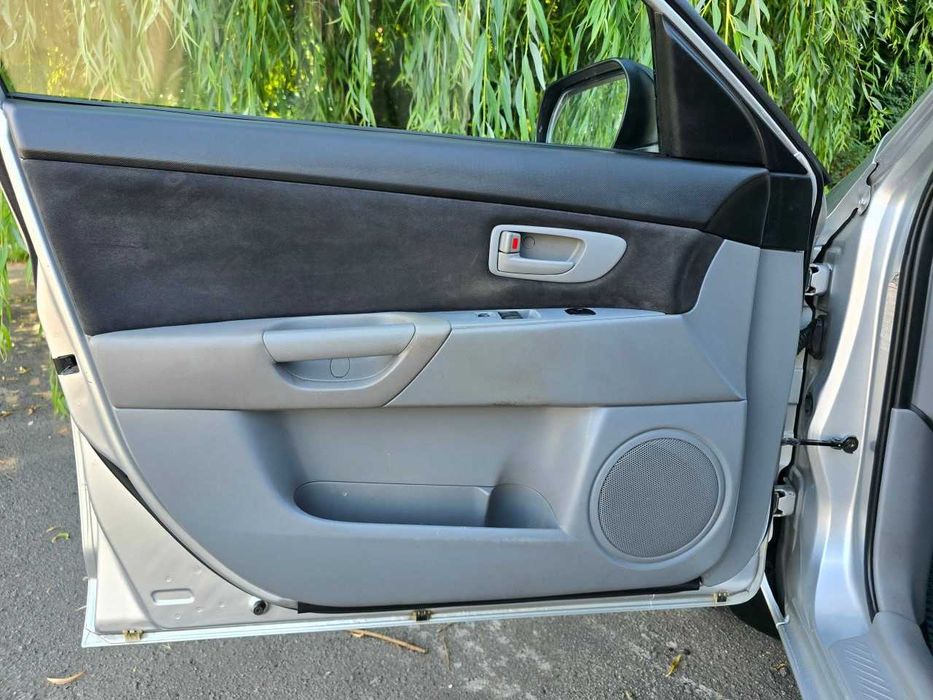 Продам  Mazda 3 2006. Можна в розстрочку, під викуп.