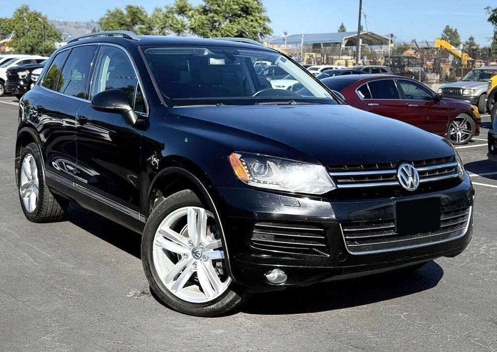 Volkswagen Touareg Executive      2013