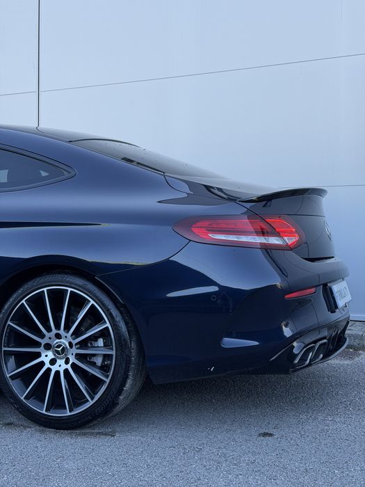 Mercedes-Benz Coupe C220D - Kit C63 - Caixa automatica - Imaculado