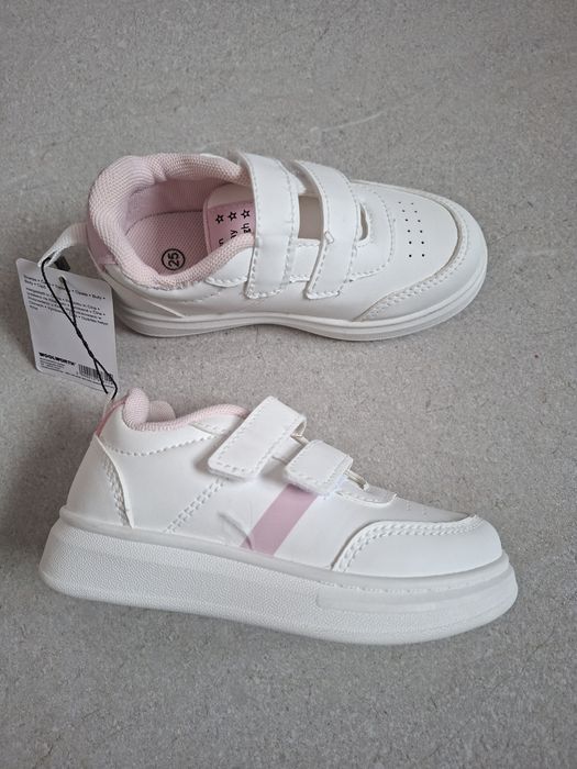 Buty sportowe dziewczęce rozm 25