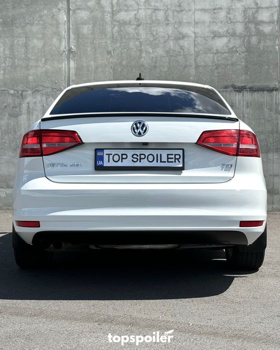Спойлер накладка лип спойлер сабля Volkswagen Jetta 6 стиль GLI чорний