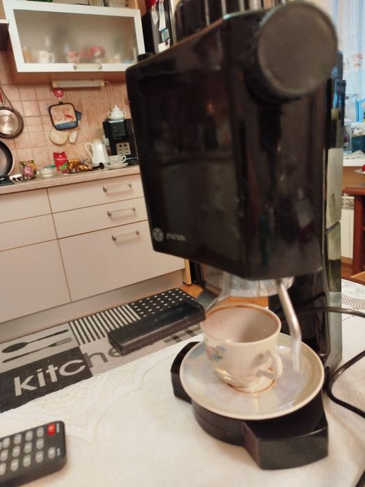 Электрокофеварка  (кофемашина)Росток