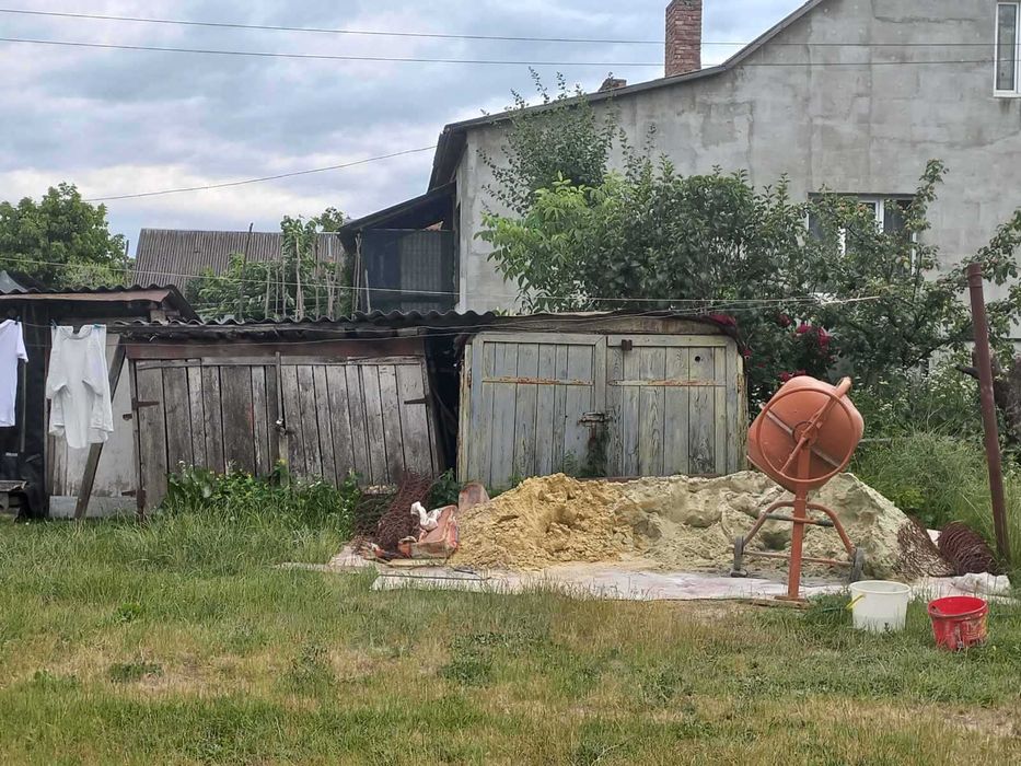 2-х кімнатна квартира с. Сапіжанка