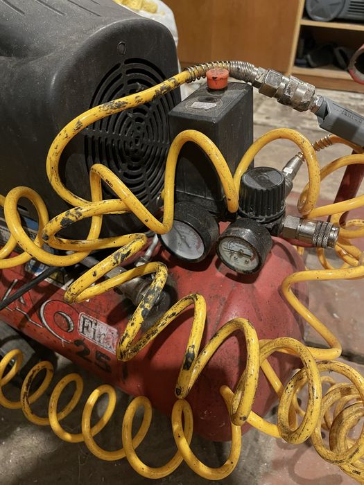 Продам компрессор