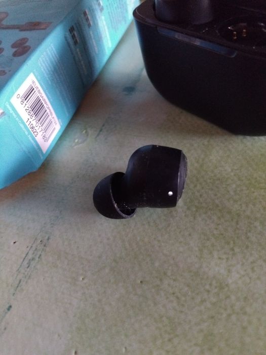 Earbuts Jlab semi novos