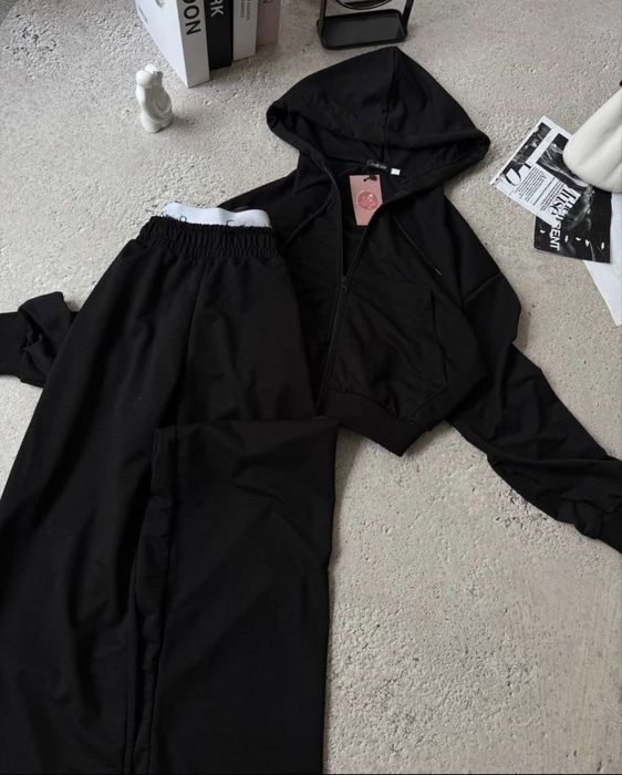 Продам костюм жіночий