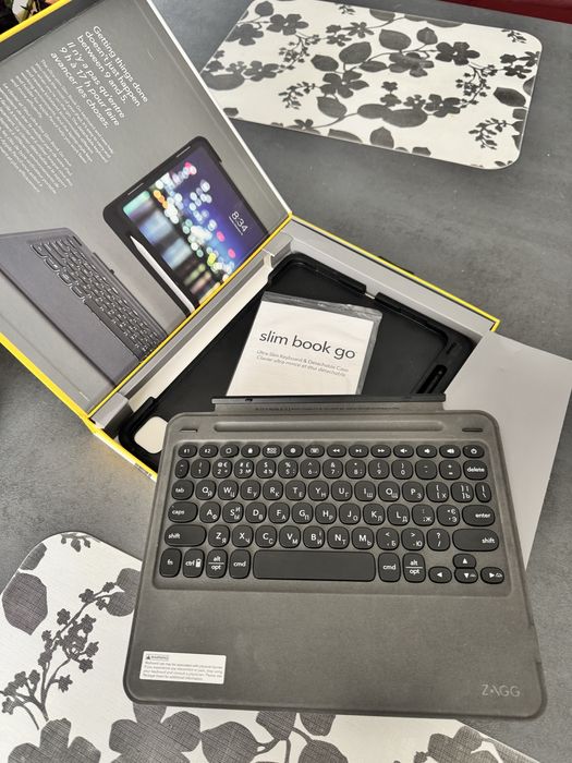 Чохол з клавіатурою ZAGG Slim Book Go iPad 11 pro 11”