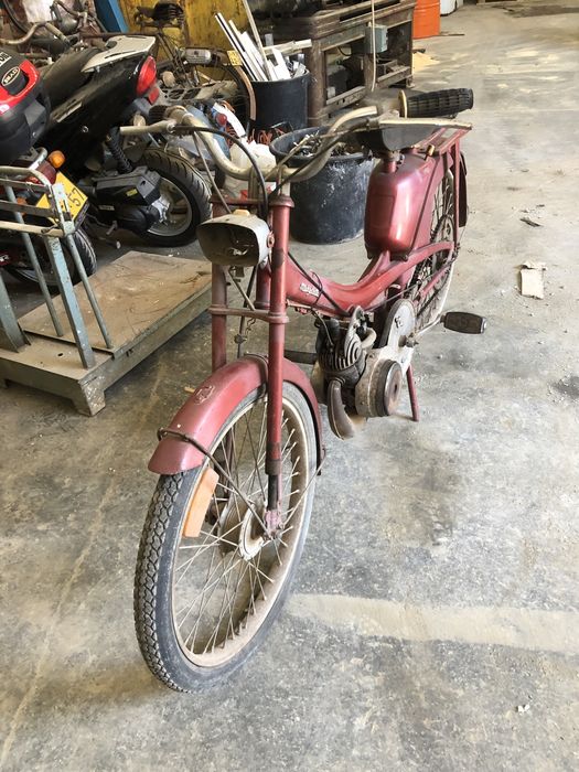 Mobylette para restauro ou peças Matas E Cercal • OLX.pt