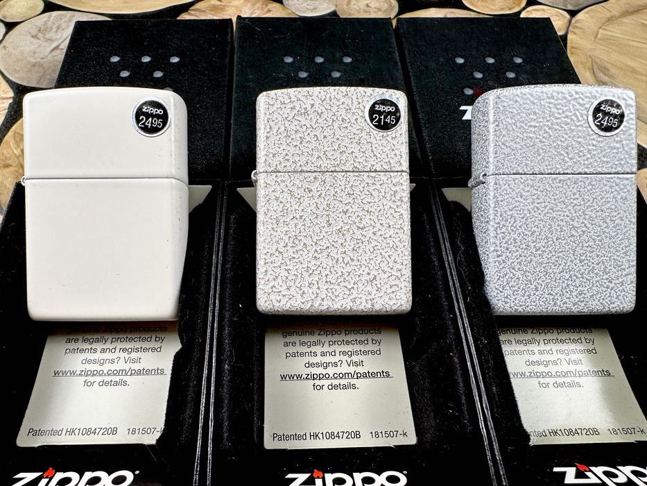 Запальнички Zippo із колекції Regular & Logo нові