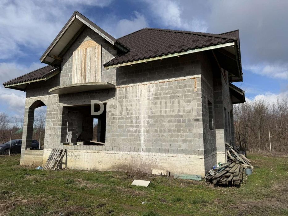 Продаж сучасної новобудови у м. Виноградів