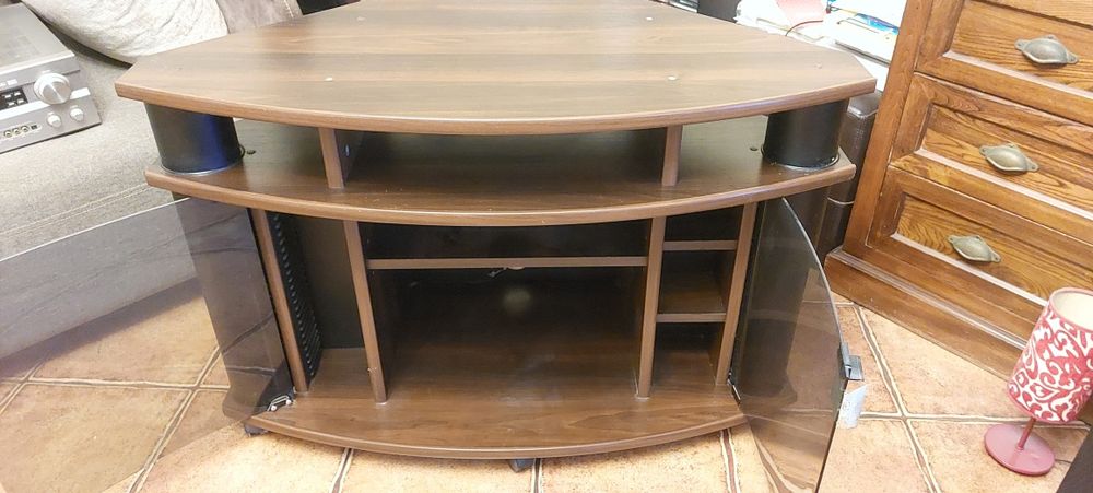 Szafka pod telewizor