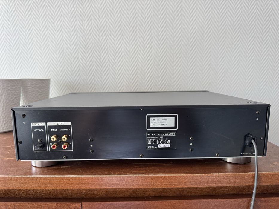 Odrwarzacz cd Sony CDP X202ES