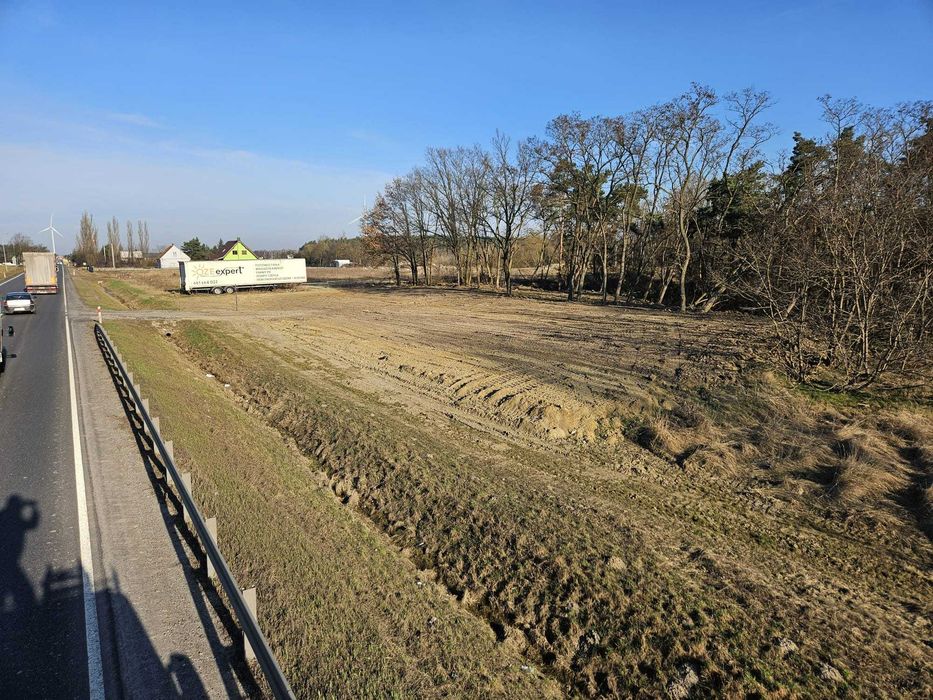 Działka na sprzedaż przy DK 11, ma 65 mb linii super ekspozycji !