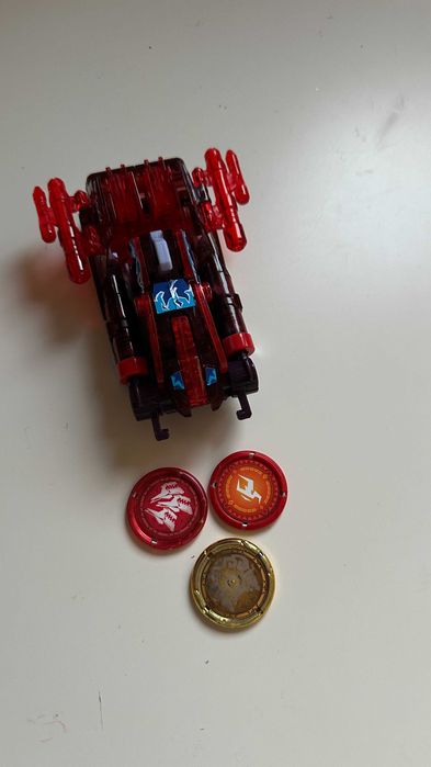 Samochodziki-transformery Screechers Wild