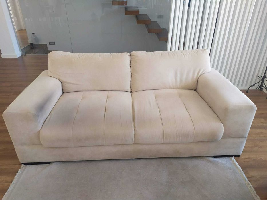 Sofá Guy Laroche Home – 3 Lugares | 400 € (Negociável)