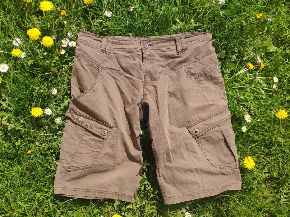 Жіночі шорти salomon cargo