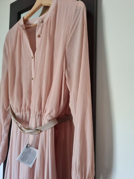 Vestido zara  plissado  novo xs veste grande