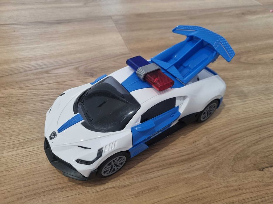 Auto radiowóz na baterie