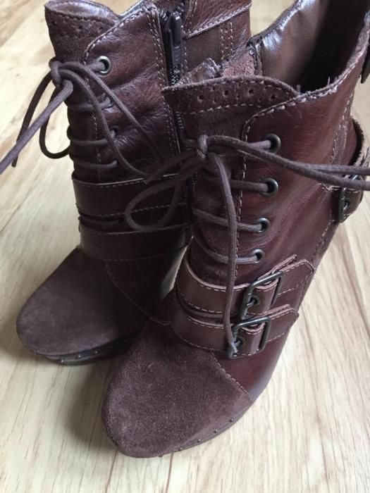Buty kozaki wysoki obcas koturn skóra brązowe River Island 36