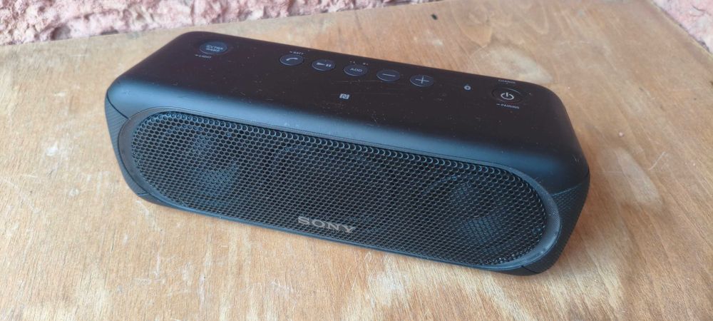 Портативна колонка Sony SRS-XB30  акустика