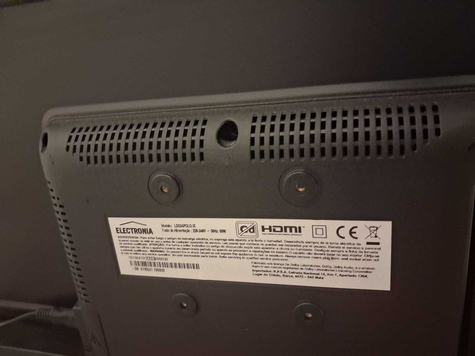 TV Electronia 32" HD Ready – Excelente Estado – Comando Original