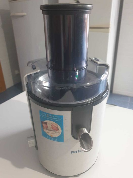 Centrifugadora de sumos em muito bom estado