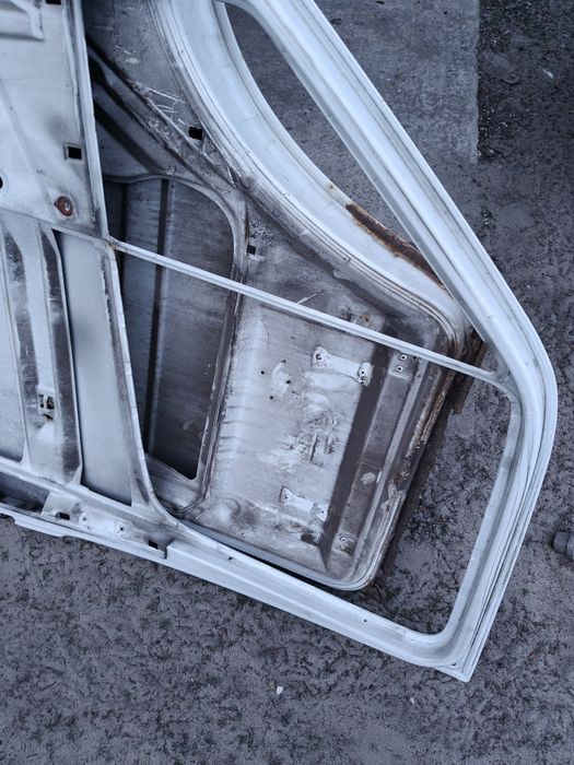 Двері під редакцією