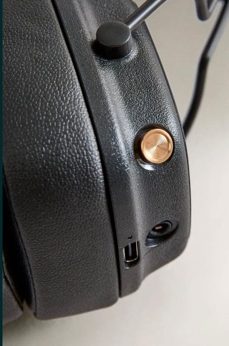 Fones sem Fios Bluetooth / Headphones / Marshall - Novos